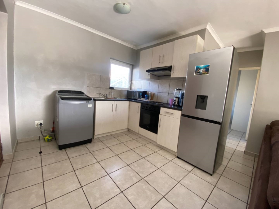 2 Bedroom Property for Sale in Klein Drakenstein Western Cape
